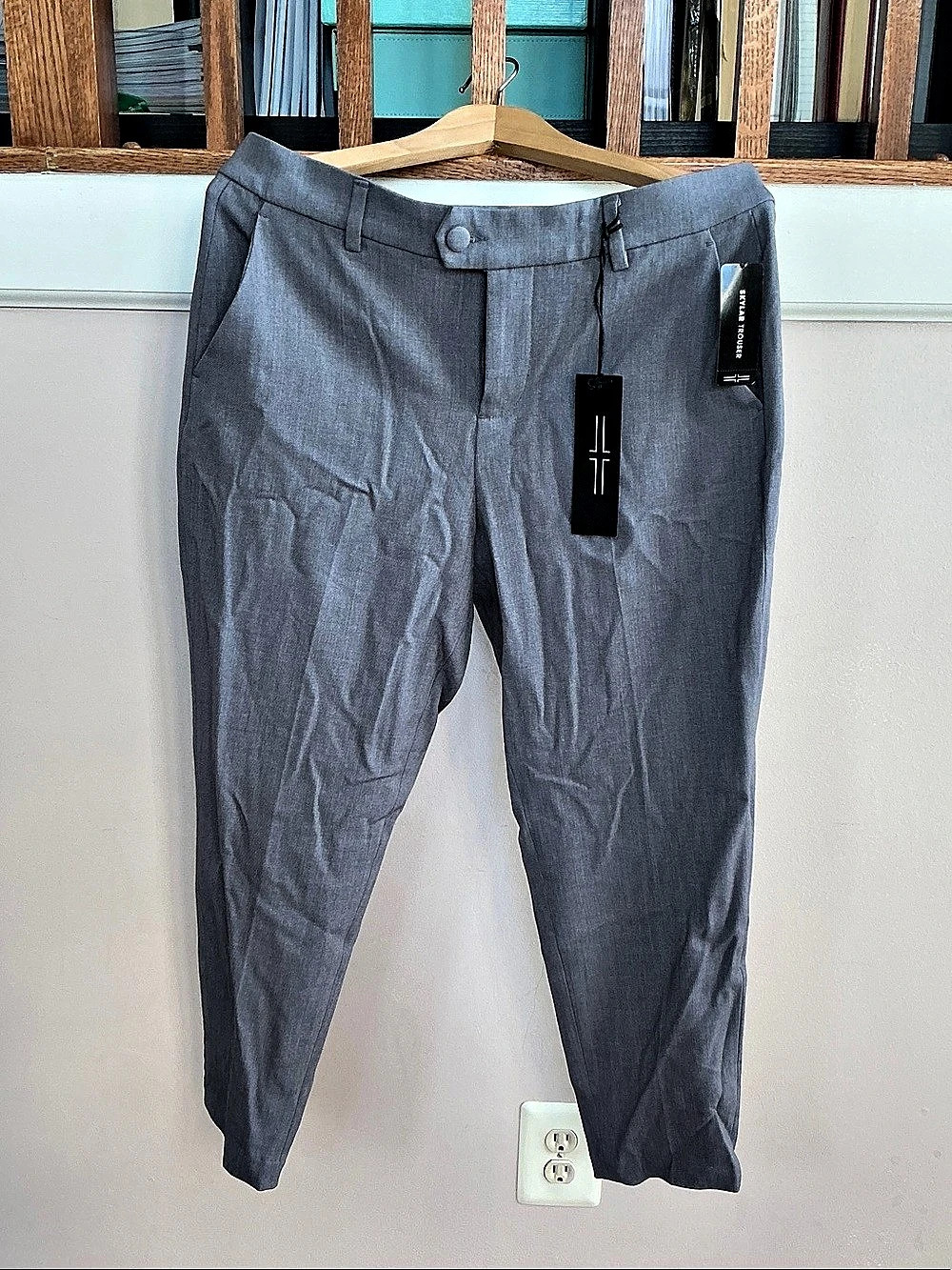 Liverpool Skylar Trouser Pants in Gray Size 10/30 NWT